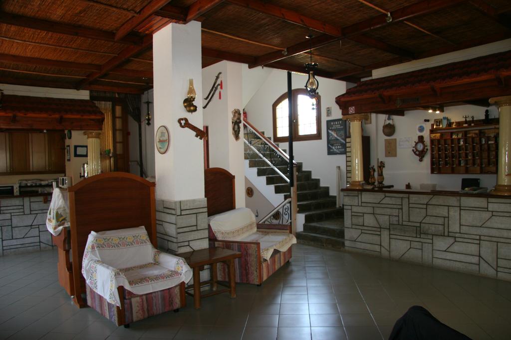 Armonia Hotel Matala Extérieur photo
